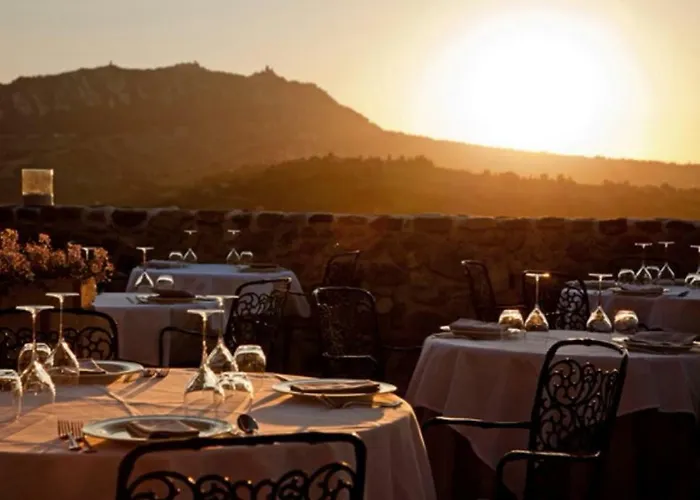 Konukevi Castello Di Albereto Trarivi