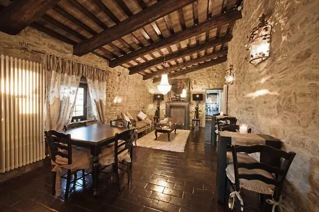 Konukevi Castello Di Albereto