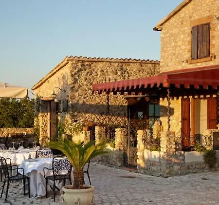 Guest house Castello Di Albereto Trarivi