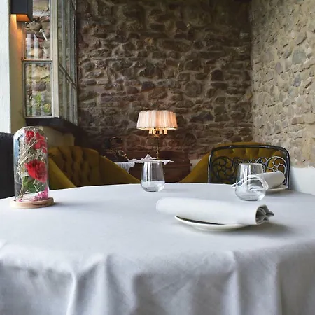Castello Di Albereto Guest house Trarivi