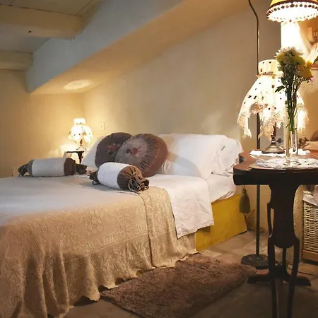 Castello Di Albereto Гостевой дом