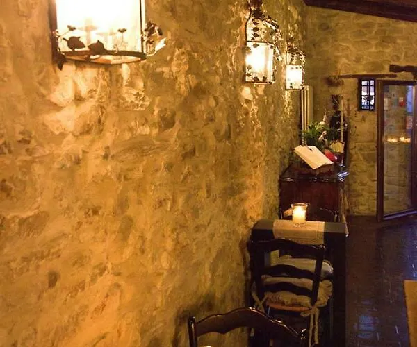 Affittacamere Castello Di Albereto Trarivi