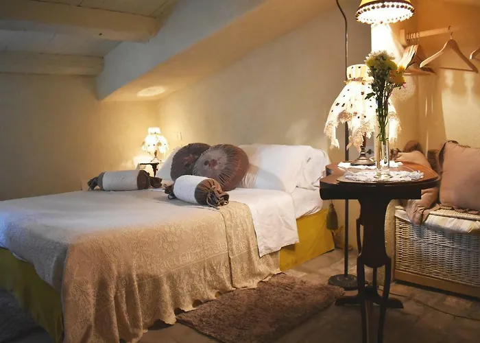 Castello Di Albereto Гостевой дом